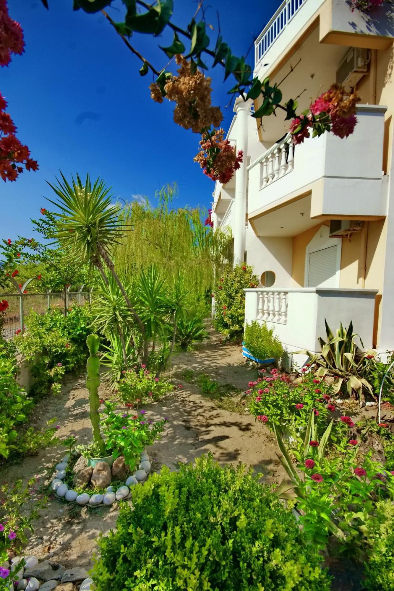 Paul'S Garden Studios CCharaki Zewnętrze zdjęcie