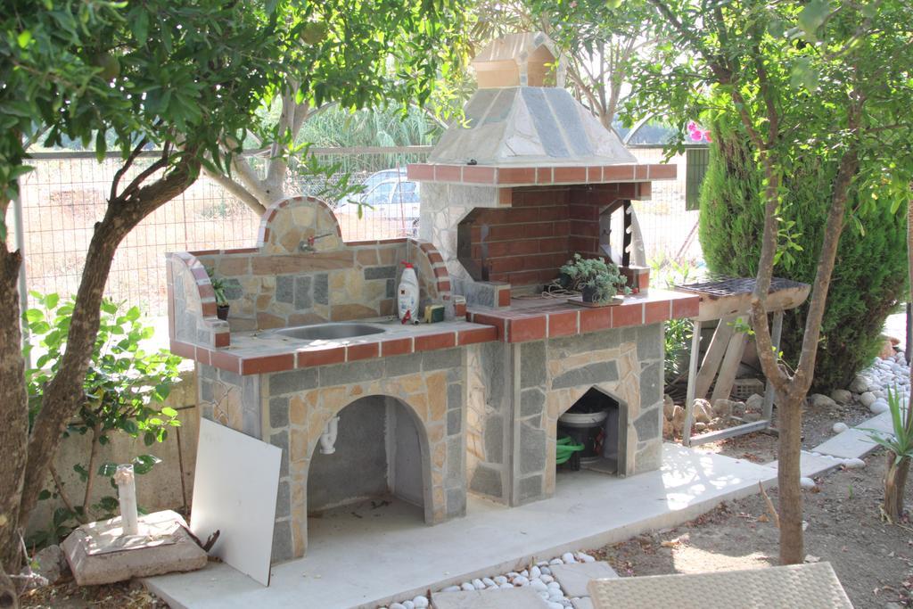 Paul'S Garden Studios CCharaki Zewnętrze zdjęcie