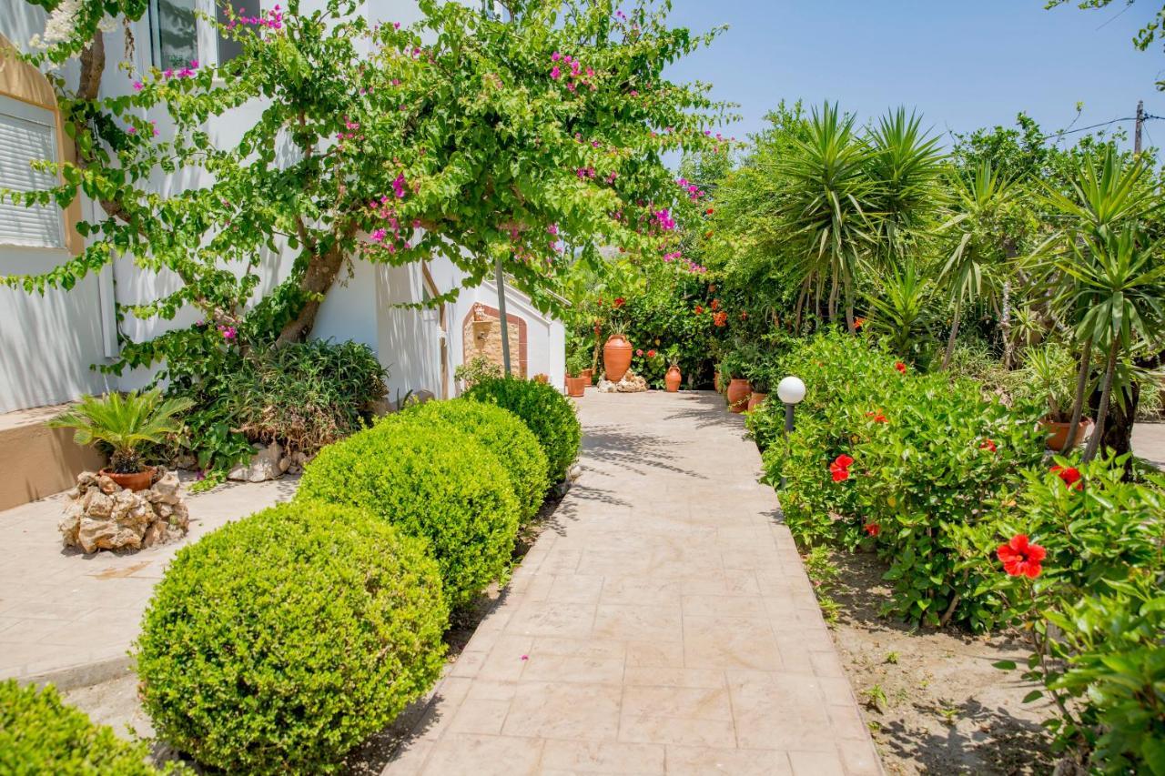 Paul'S Garden Studios CCharaki Zewnętrze zdjęcie
